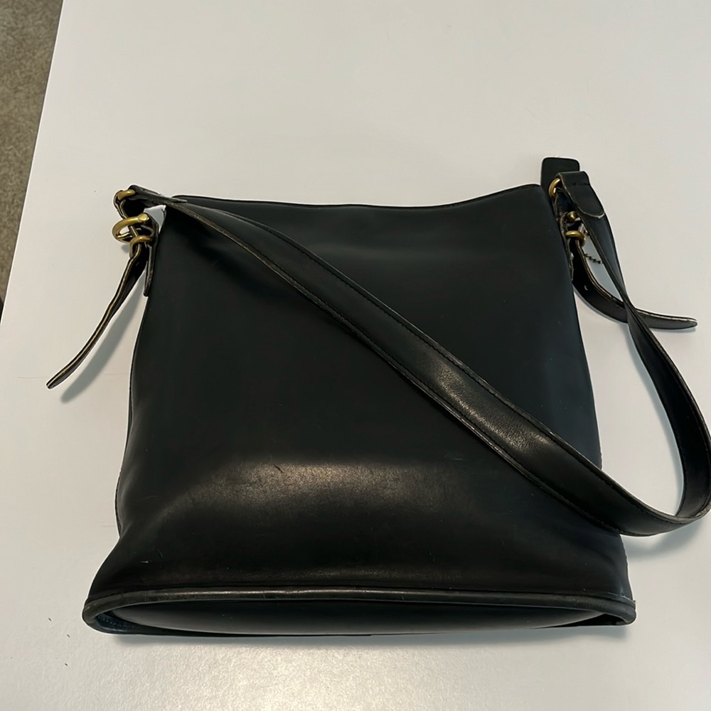 Vintage leather COACH equestrian, slim bucket purse bag - black